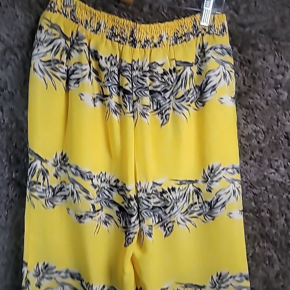 A'GACI Style # HP5444 Women's Large Floral Print‎ Pants - Picture 5 of 13